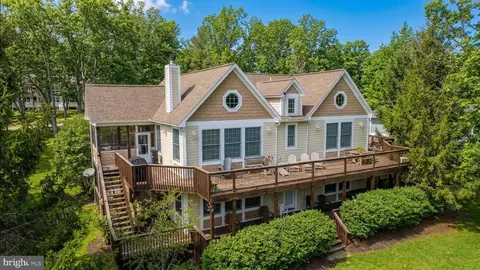 200 Stillwater Dr, Swanton, MD 21561
