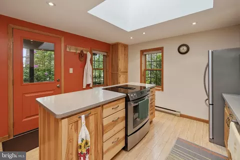 Kitchen - 674 Hazelhurst Rd, Swanton, MD 21561 photo 2 of 5