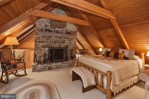Bedroom - 674 Hazelhurst Rd, Swanton, MD 21561 photo 1 of 5