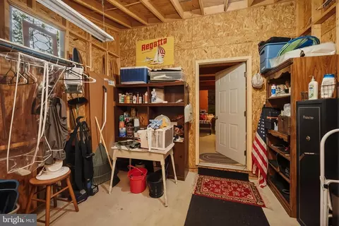 Entry Way - 674 Hazelhurst Rd, Swanton, MD 21561 photo 4 of 4