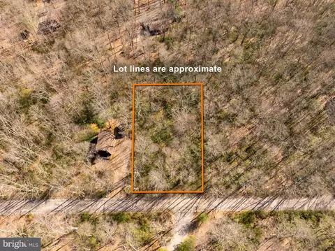 27 Gobbler Run Rd, Oakland, MD 21550