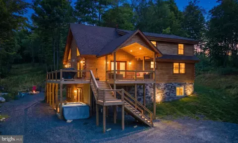 94 Rocky Gap Trl, Mc Henry, MD 21541
