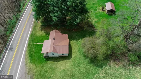 10785 Friendsville Rd, Friendsville, MD 21531