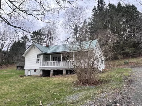 5151 Hutton Rd, Oakland, MD 21550