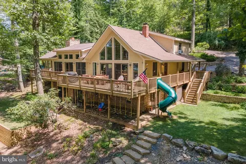 2411 Lake Shore Dr, Oakland, MD 21550