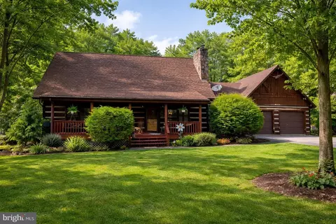 1204 Alexander Ln, Oakland, MD 21550