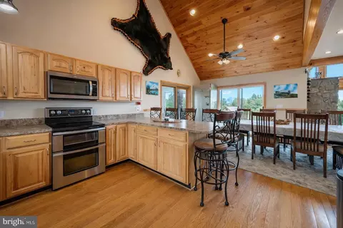 Kitchen - 53 Meadow Ct, Oakland, MD 21550 photo 4 of 4