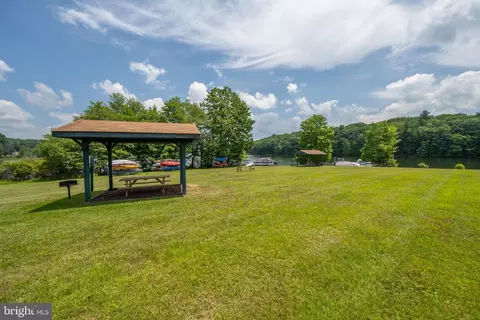 Exterior - 53 Meadow Ct, Oakland, MD 21550 photo 14 of 16