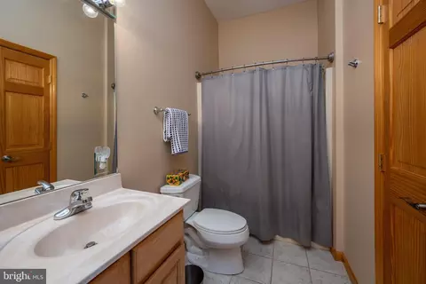 Bath - 53 Meadow Ct, Oakland, MD 21550 photo 3 of 3