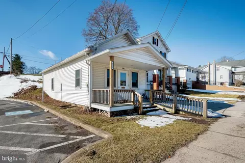 128 Main St, Grantsville, MD 21536