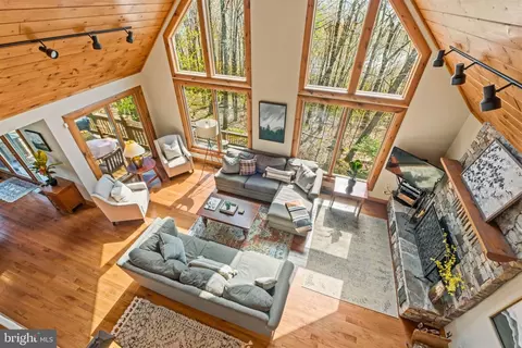 206 Highline Dr, Mc Henry, MD 21541