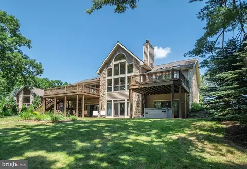 316 Moonrise Dr, Swanton, MD 21561