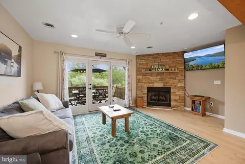 Living - 257 Marsh Hill Rd #11, Mc Henry, MD 21541 photo 1 of 4