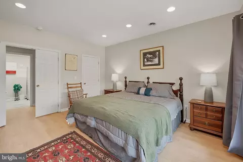 Bedroom - 257 Marsh Hill Rd #11, Mc Henry, MD 21541 photo 3 of 8