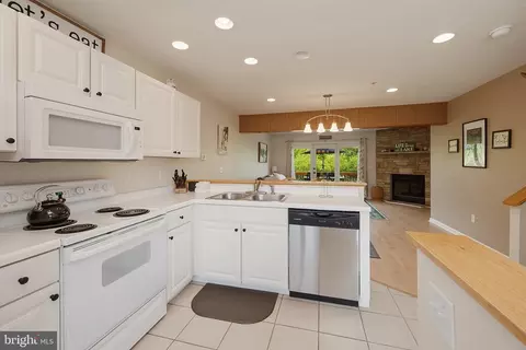 Kitchen - 257 Marsh Hill Rd #11, Mc Henry, MD 21541 photo 1 of 4