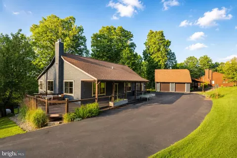253 Gleanings Dr, Mc Henry, MD 21541