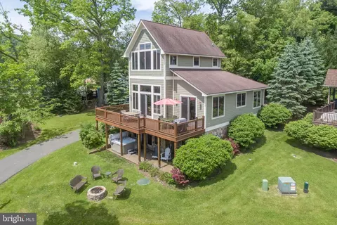 10 Walton Way Rd, Mchenry, MD 21541