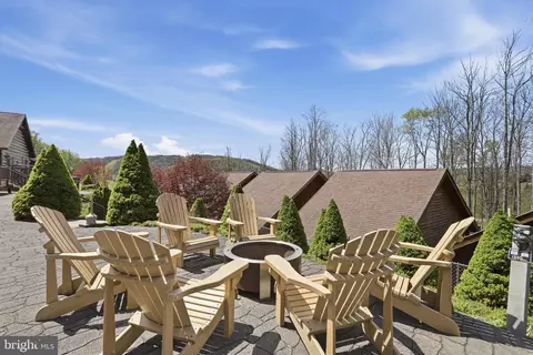 211 Cabin Lodge Rd, Mc Henry, MD 21541