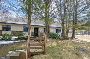 1724 Mosser Rd #11, Mc Henry, MD 21541