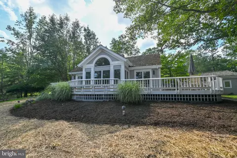 209 Black Angus Dr, Oakland, MD 21550