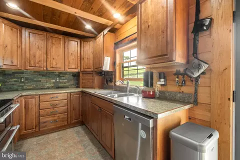 Kitchen - 322 Devils Half Acre Rd, Accident, MD 21520 photo 4 of 4