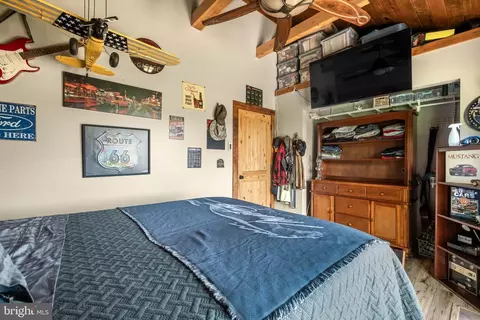 Bedroom - 322 Devils Half Acre Rd, Accident, MD 21520 photo 6 of 11