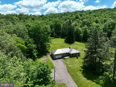 246 Old New Germany Rd, Grantsville, MD 21536