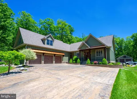 60 Joans Ln, Mc Henry, MD 21541