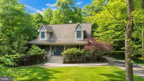 941 Mountainview Dr, Oakland, MD 21550
