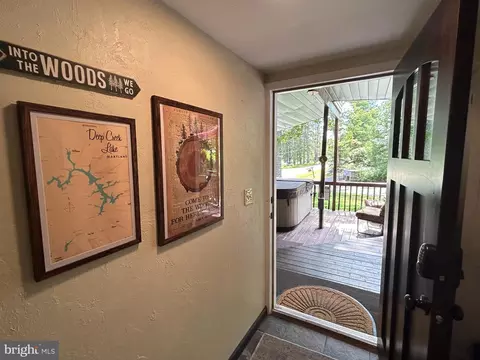 Entry Way - 16 Jrs Dr, Mc Henry, MD 21541 photo 1 of 1
