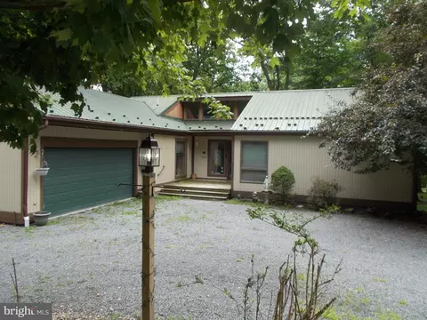 203 Woodland Way, Swanton, MD 21561