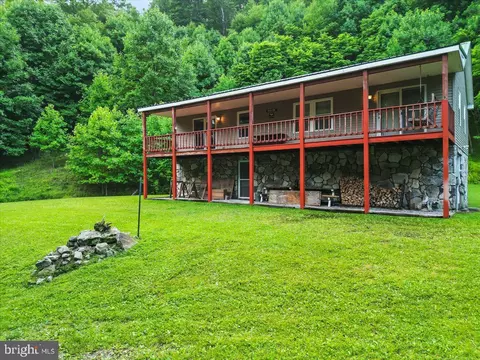 611 Timber Trl, Mc Henry, MD 21541