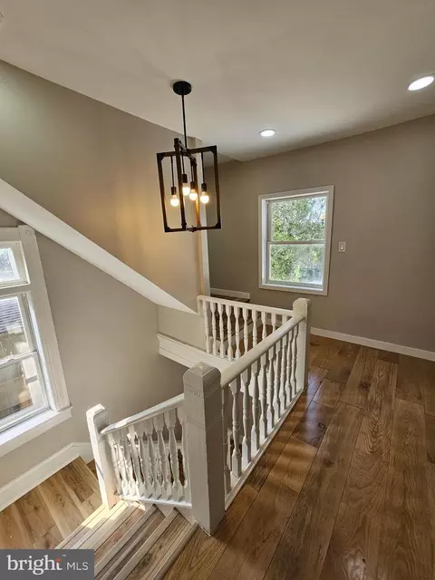 Entry Way - 112 E Pennington St, Oakland, MD 21550 photo 5 of 9