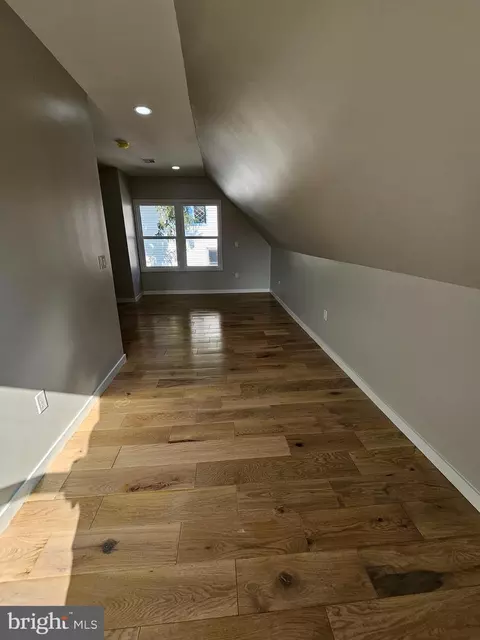 Entry Way - 112 E Pennington St, Oakland, MD 21550 photo 6 of 9