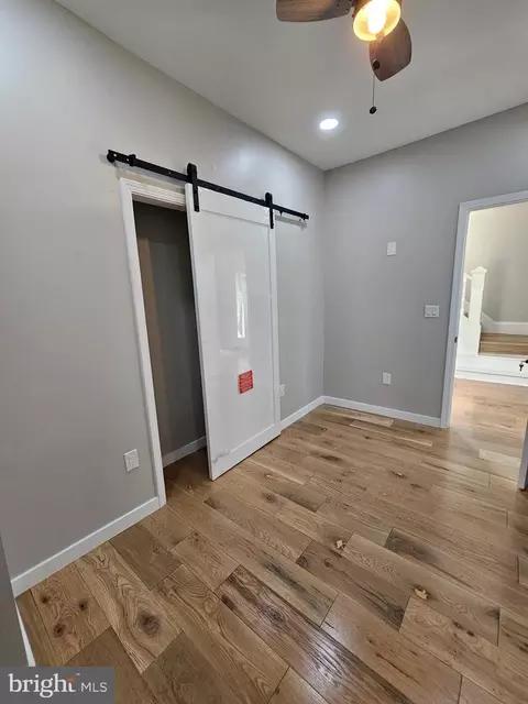 Entry Way - 112 E Pennington St, Oakland, MD 21550 photo 3 of 9