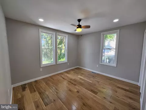 Living - 112 E Pennington St, Oakland, MD 21550 photo 3 of 3