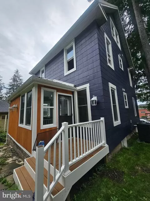 Exterior - 112 E Pennington St, Oakland, MD 21550 photo 8 of 10