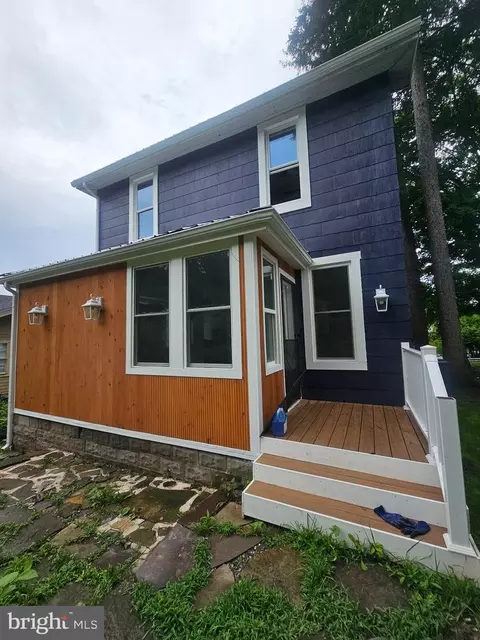 Exterior - 112 E Pennington St, Oakland, MD 21550 photo 7 of 10