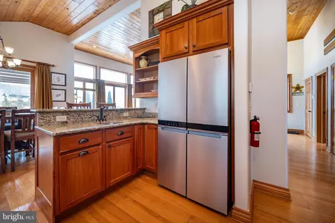 Kitchen - 6 Walton Way, Mc Henry, MD 21541 photo 2 of 4