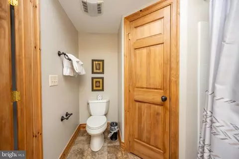 Bath - 6 Walton Way, Mc Henry, MD 21541 photo 7 of 9