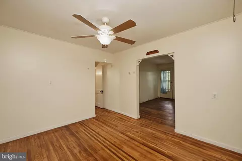 Entry Way - 509 E St, Mountain Lake Park, MD 21550 photo 1 of 5