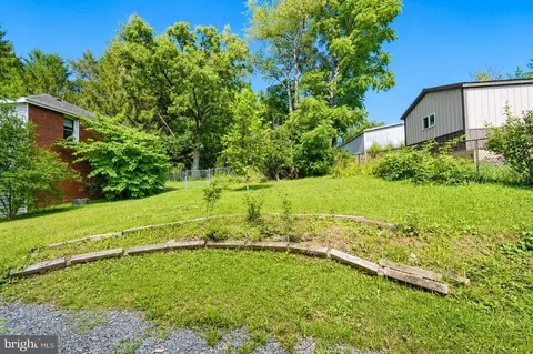 Exterior - 509 E St, Mountain Lake Park, MD 21550 photo 15 of 15