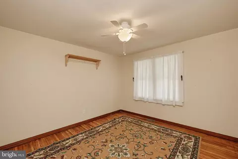 Bedroom - 509 E St, Mountain Lake Park, MD 21550 photo 1 of 6
