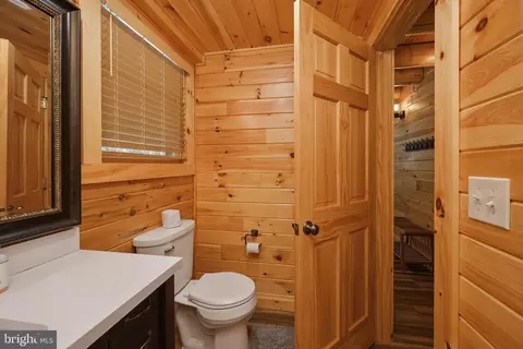 Bath - 92 Westward Way, Mc Henry, MD 21541 photo 6 of 10