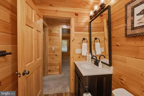 Entry Way - 92 Westward Way, Mc Henry, MD 21541 photo 7 of 10