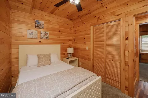 Bedroom - 92 Westward Way, Mc Henry, MD 21541 photo 9 of 18