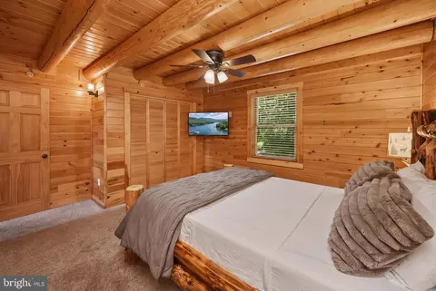 Bedroom - 92 Westward Way, Mc Henry, MD 21541 photo 3 of 18