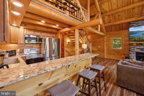 Kitchen - 92 Westward Way, Mc Henry, MD 21541 photo 4 of 6