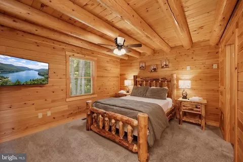 Bedroom - 92 Westward Way, Mc Henry, MD 21541 photo 2 of 18