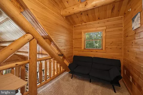 Entry Way - 92 Westward Way, Mc Henry, MD 21541 photo 6 of 10